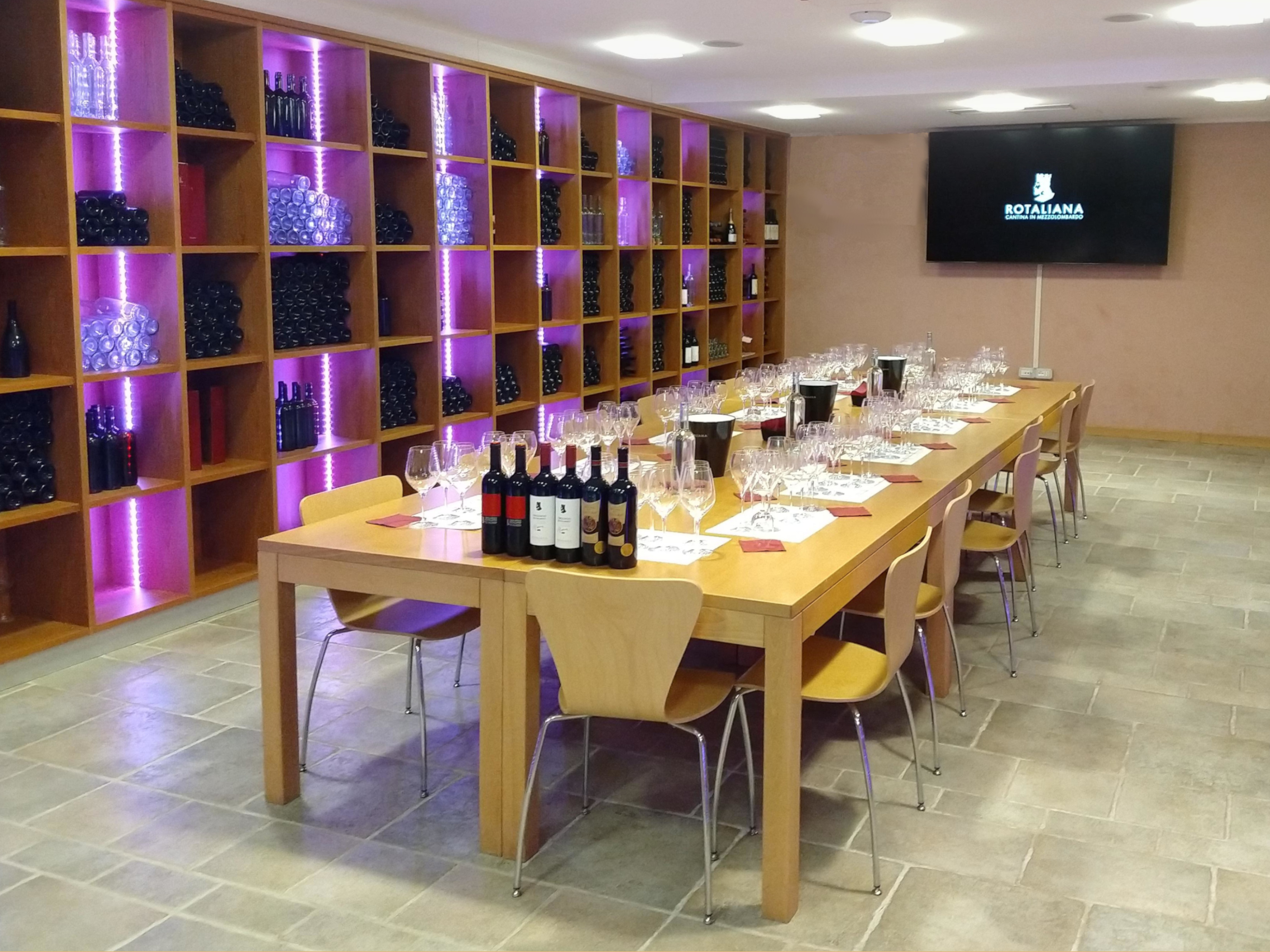 Saletta degustazione